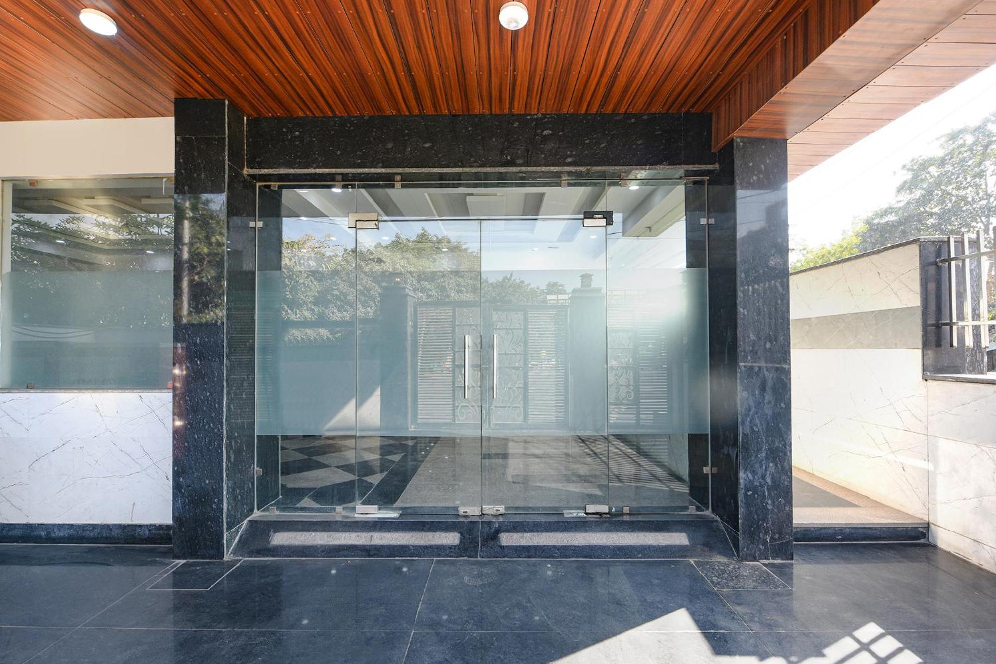 Fabhotel Vibe Noida Exterior foto